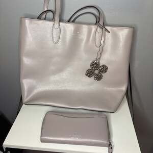 Kate Spade New York Soft Leather Tote Bag &Zip-Around Wallet Set - Lavender Grey